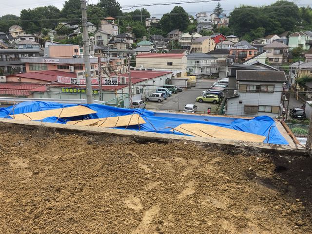 木造2階建て解体工事(東京都町田市金井が丘)　工事前の様子です。